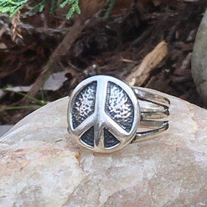 SILPADA peace sign ring